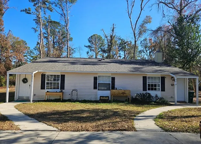Relaxing Retreat House On Chateau Lane Holiday home *